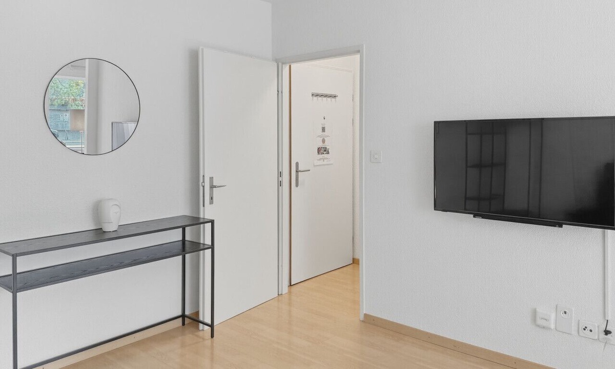 Hochschulen Apartment | Terrific studio in the city centre (Art 2)
