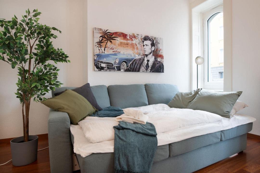 Alt-Wiedikon Apartment | City Apt with Free Parking & AC Tram to Center