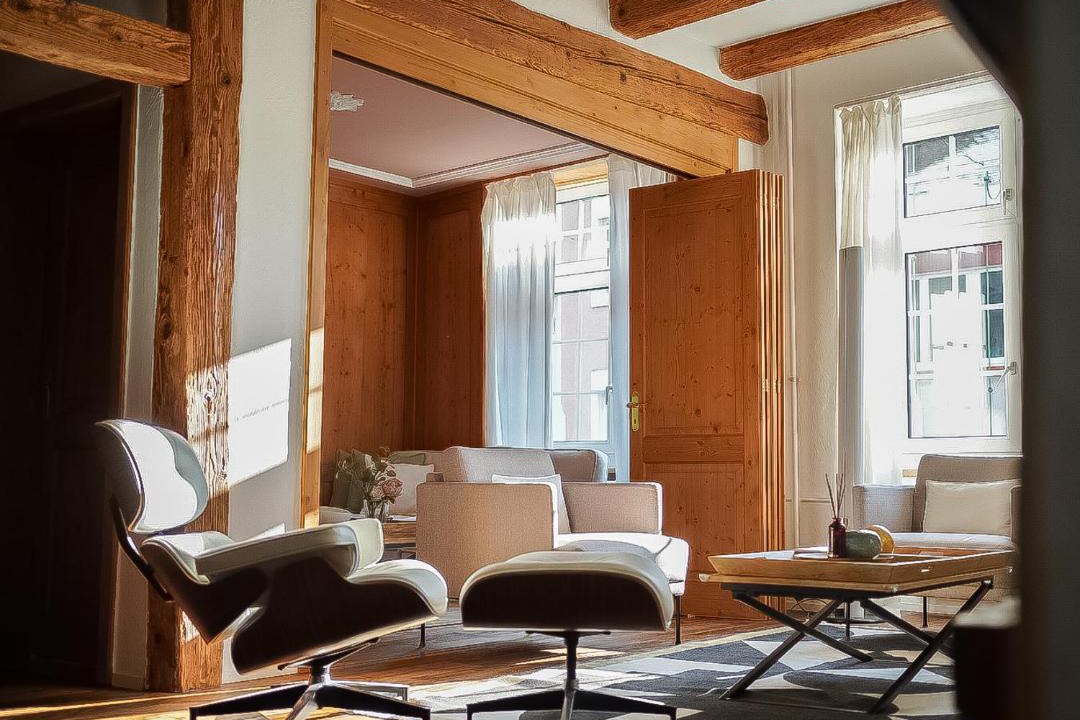 Niederdorf Apartment | Central Chalet Rooftop Maisonette in Old Town