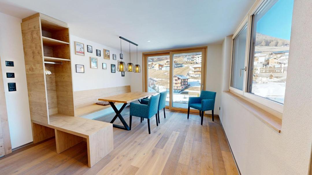 Busserach Apartment | Alphubel PEAK
