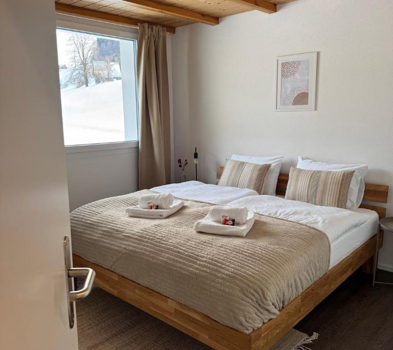 Alt Sankt Johann Apartment | Louisa's Loft - Auszeit in den Bergen & der Natur für Familien, Freunde und Paare - Wandern & Seen - 1h ab Zürich