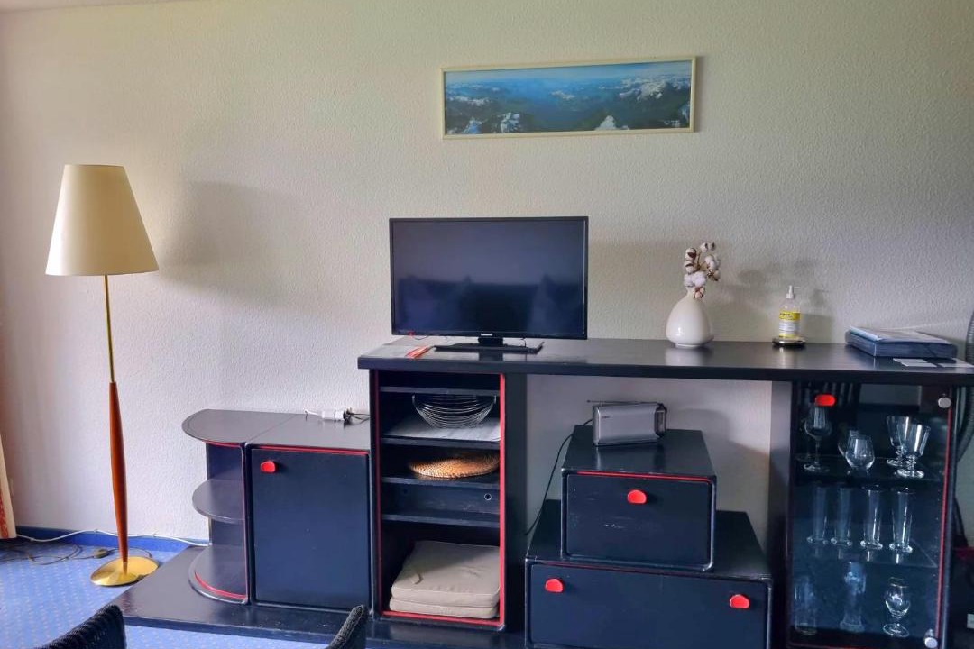 Ruetli Apartment | Privates Bergblick-Studio mit Wellness bei Swiss Holiday Park