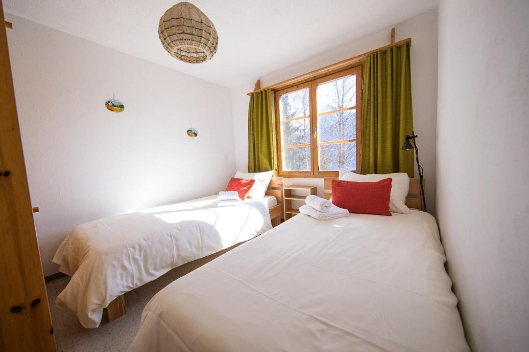 Alvaneu House | Cozy family chalet with fireplace