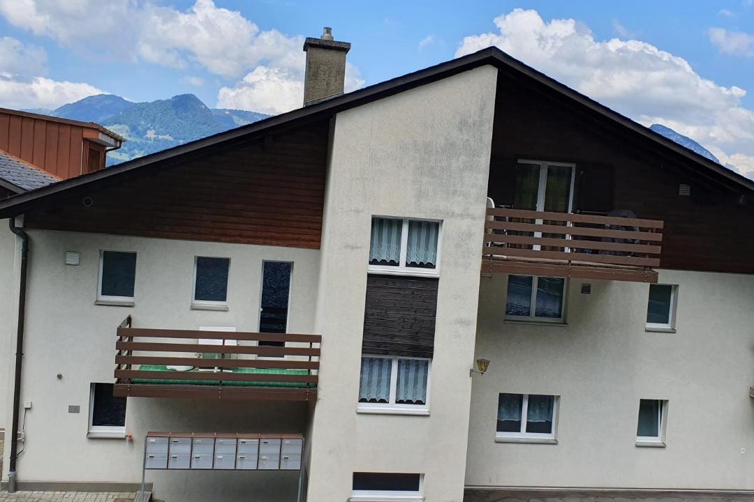 Emmetten Apartment | Studio for 2-4 guests with balcony and panorama view