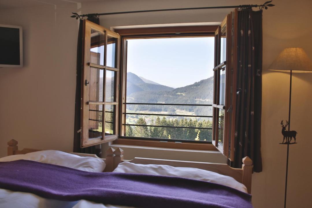 Klosters-Serneus Hotel | Berghaus Alpenrösli