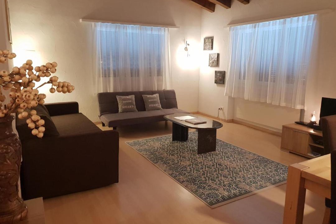 Bivio Apartment | Curtinfess Franklin