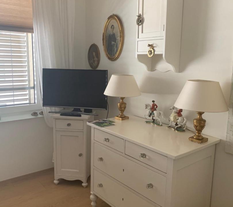 Vorstadte Bed & Breakfast | AVLiving City ROOM Basel