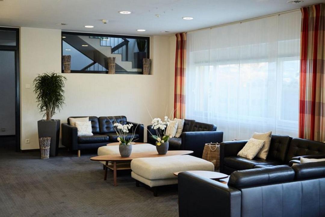 Kuessnacht Hotel | Restaurant & Hotel Frohsinn