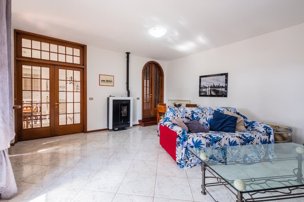 Photo of Livingroom in Manciano
