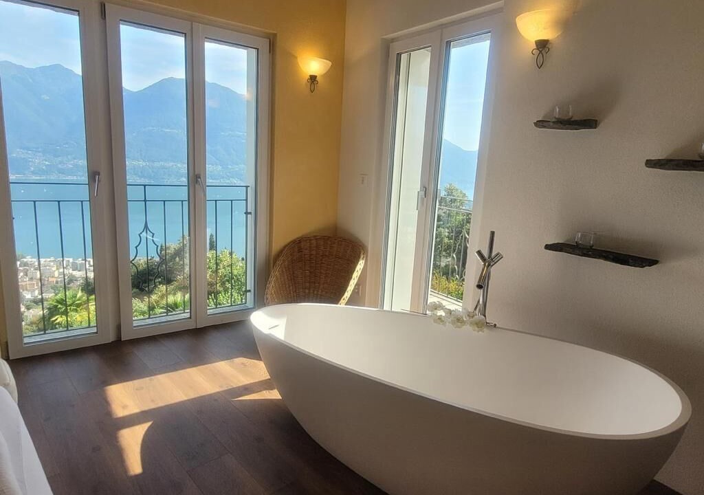 Photo of Bathroom in Brione sopra Minusio