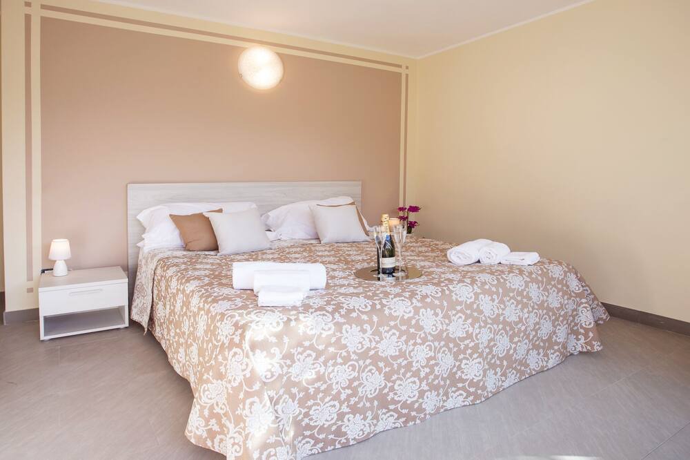 Photo of Bedroom in Ossuccio