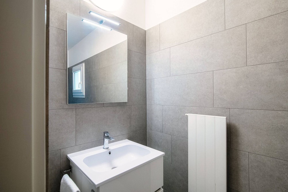 Photo of Bathroom in Paradiso