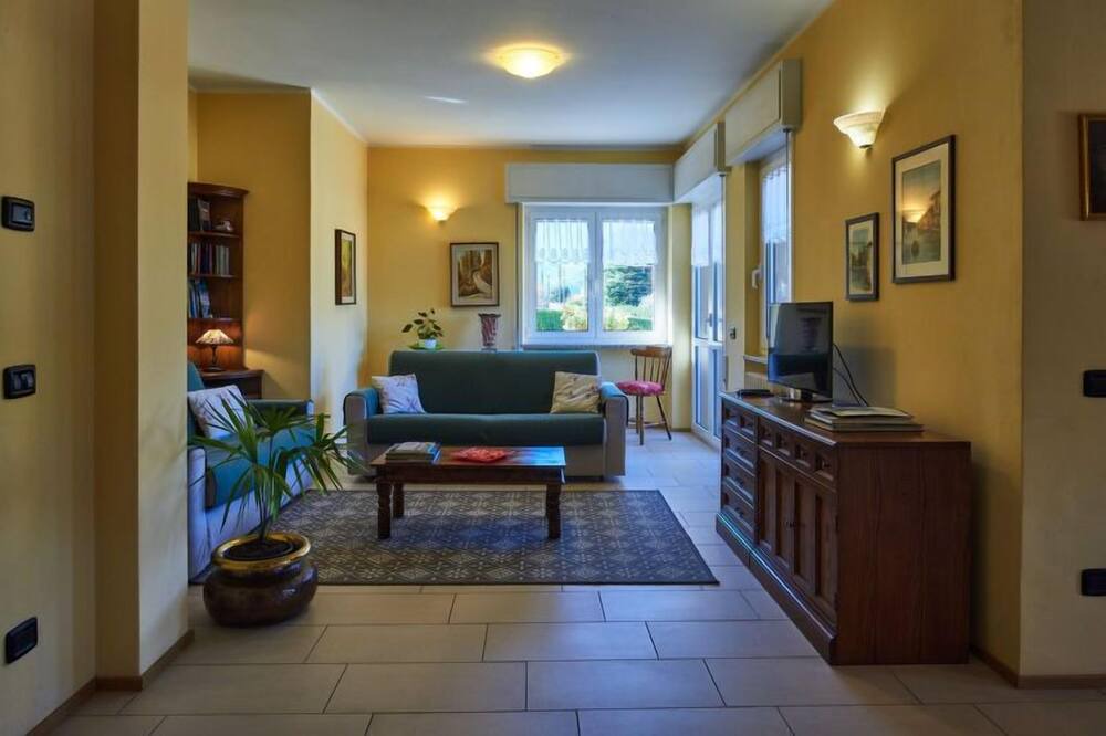 Photo of Livingroom in Lierna