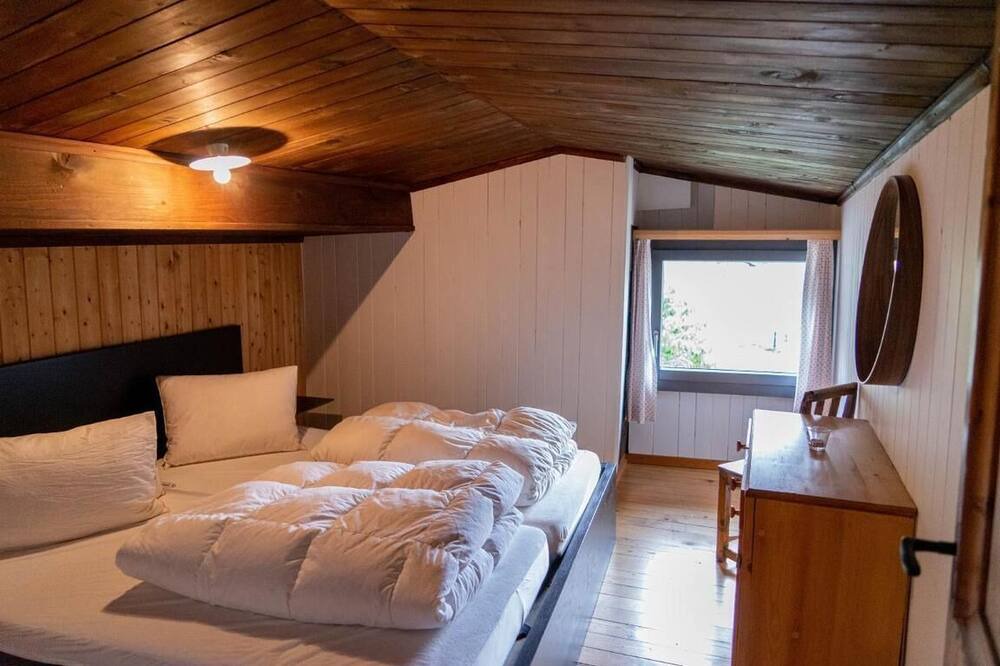 Photo of Bedroom in Poschiavo