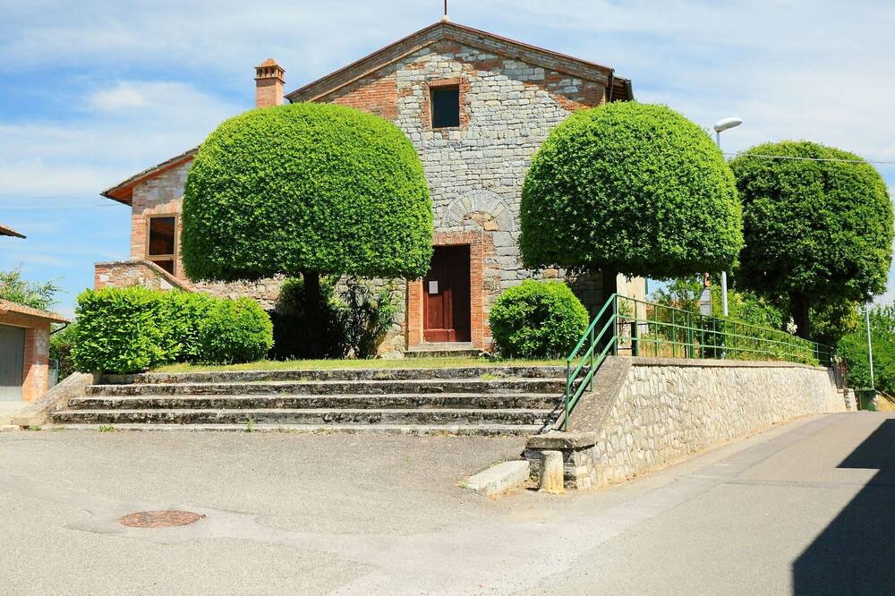 Photo of Others in Guistrigona