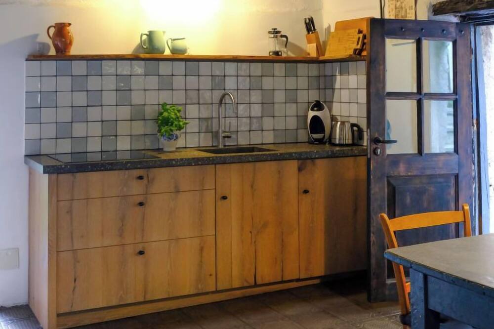 Photo of Bedroom in Negrentino
