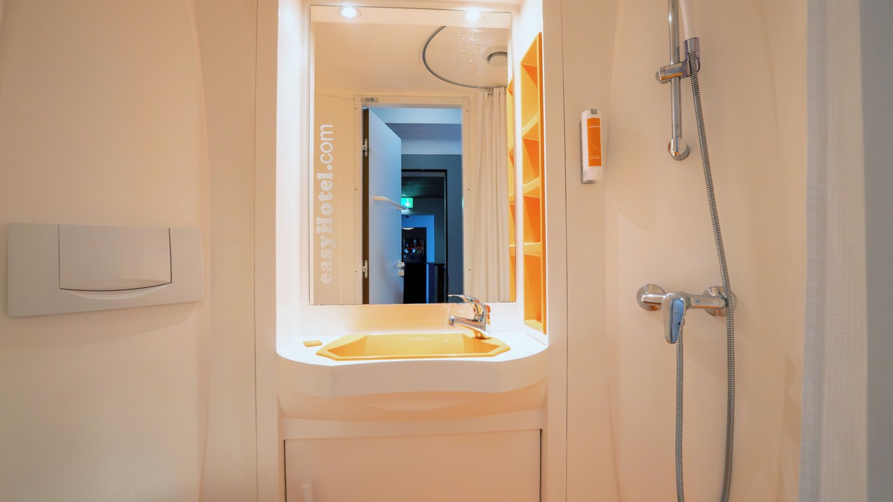 Photo of Bathroom in Langstrasse