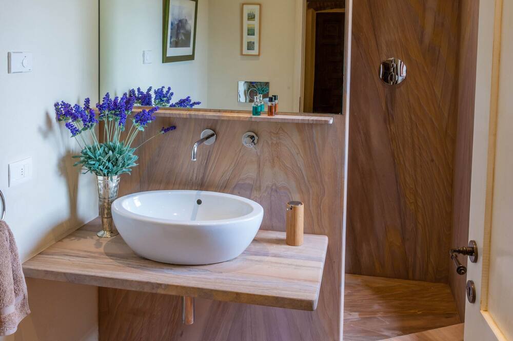 Photo of Bathroom in Monte Santa Maria Tiberina