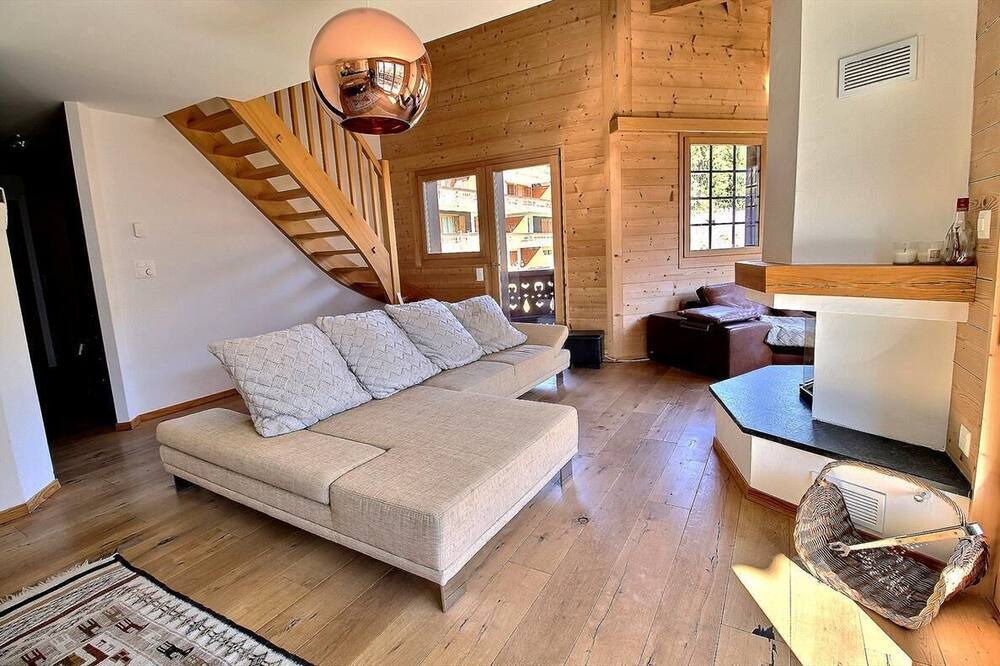Photo of Livingroom in Champery