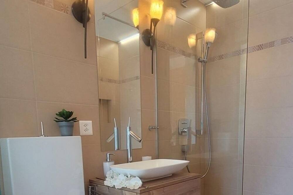 Photo of Bathroom in Brione sopra Minusio
