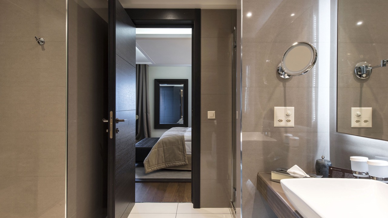 Photo of Bathroom in Lausanne Center
