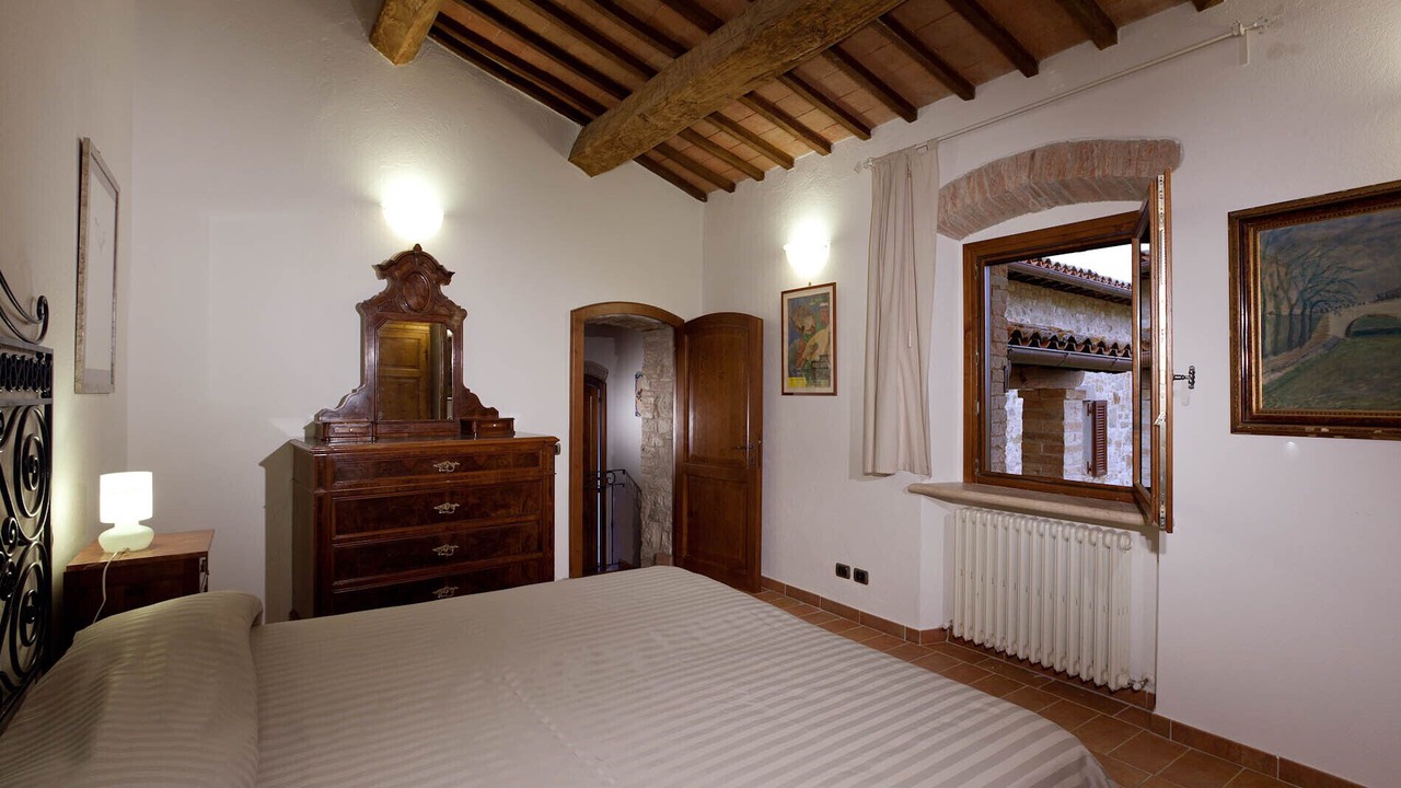 Photo of Bedroom in Todi
