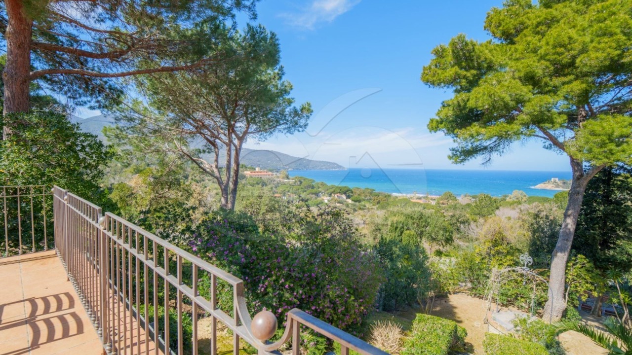 Photo of Outdoor in Procchio