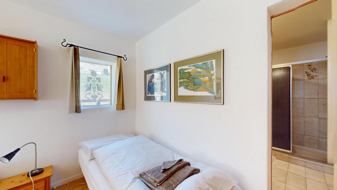 Photo of Bedroom in Samedan
