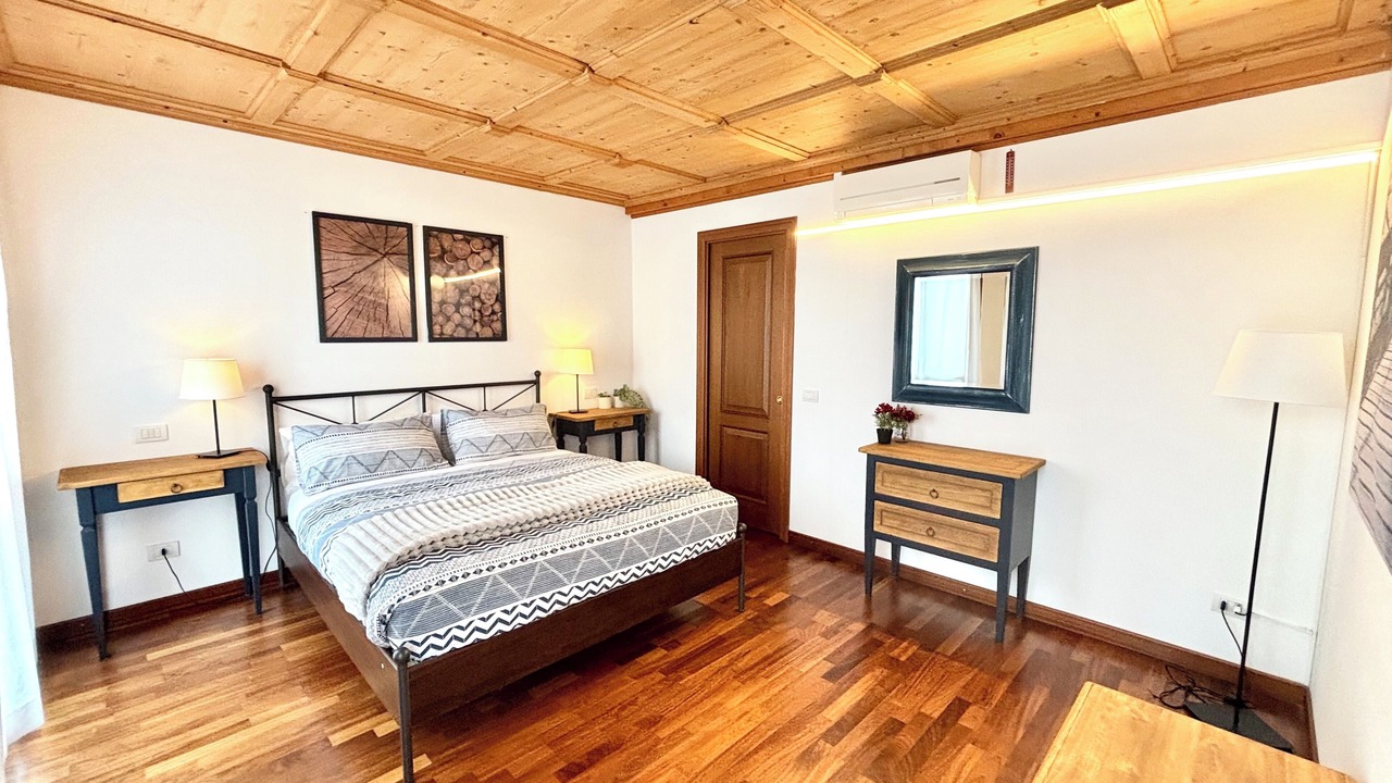 Photo of Bedroom in Bellagio