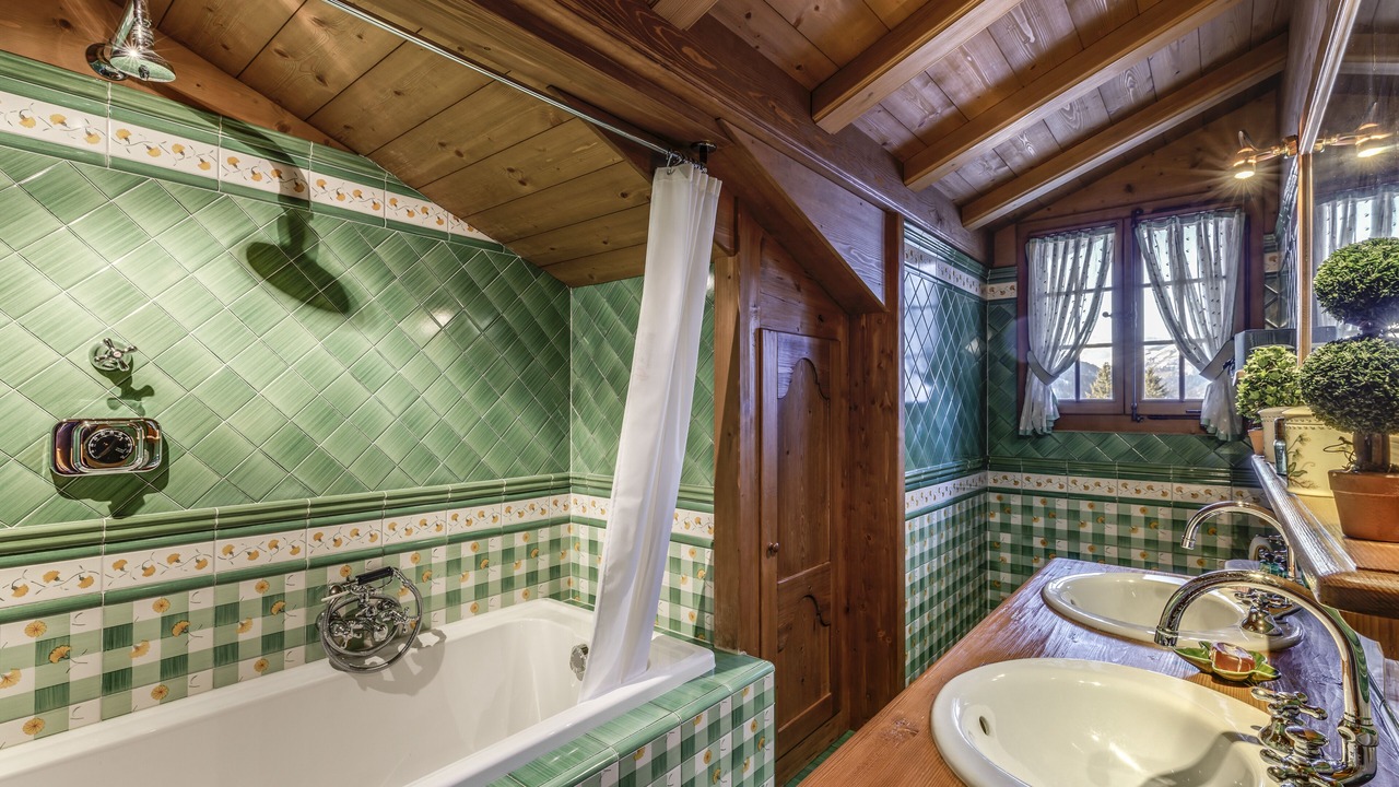 Photo of Bathroom in Gstaad
