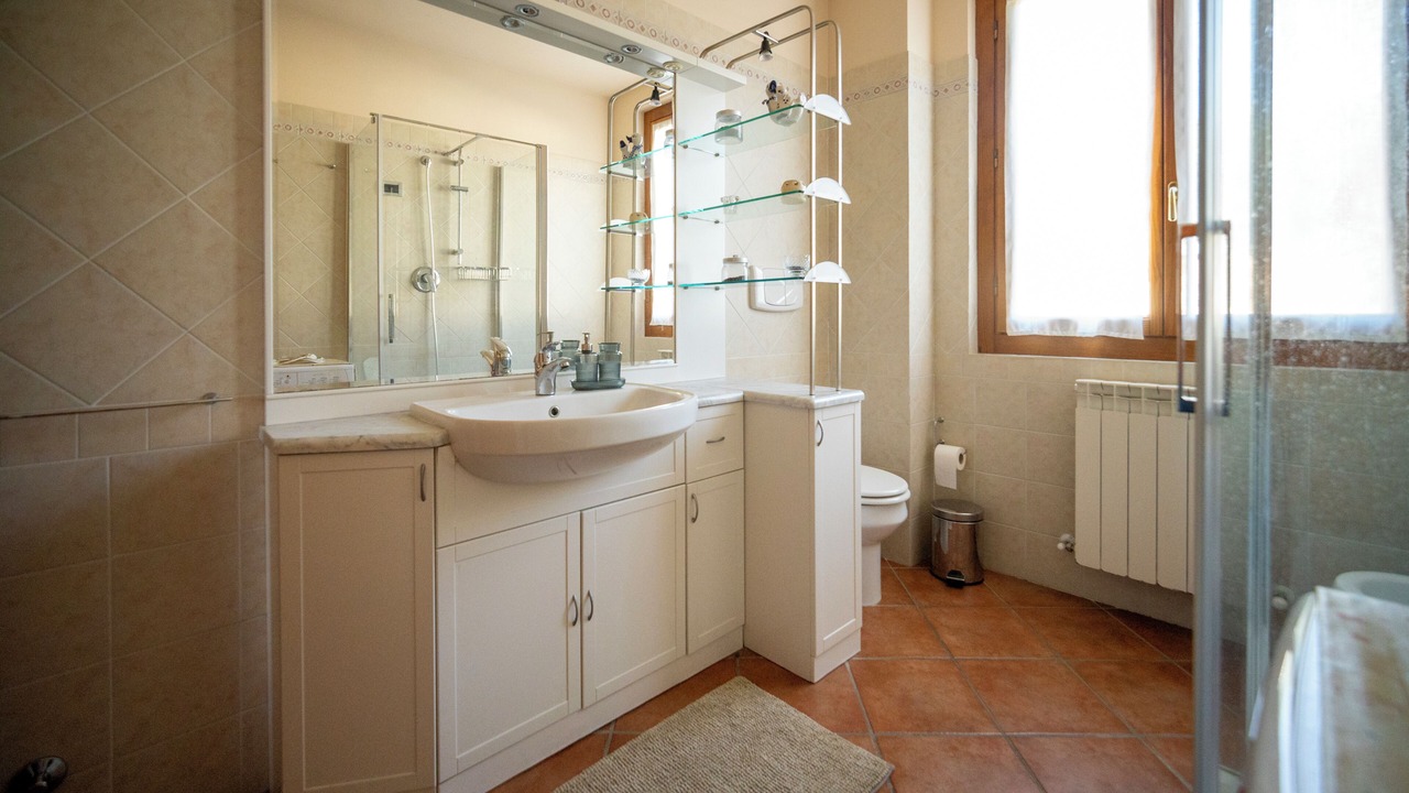 Photo of Bathroom in Loro Ciuffenna