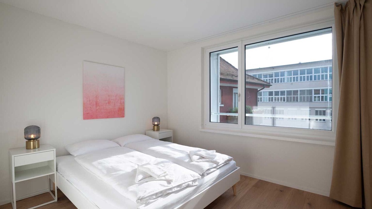Photo of Bedroom in Center