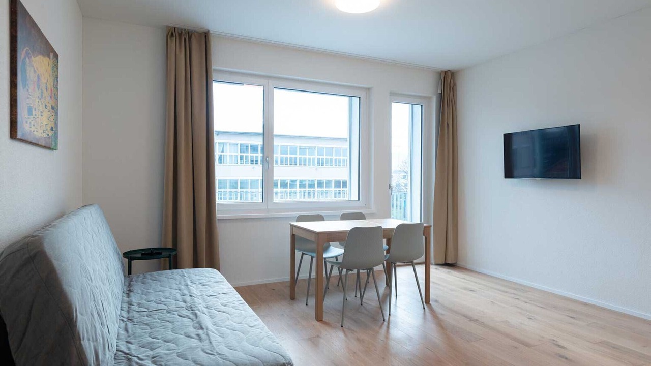 Photo of Livingroom in Center