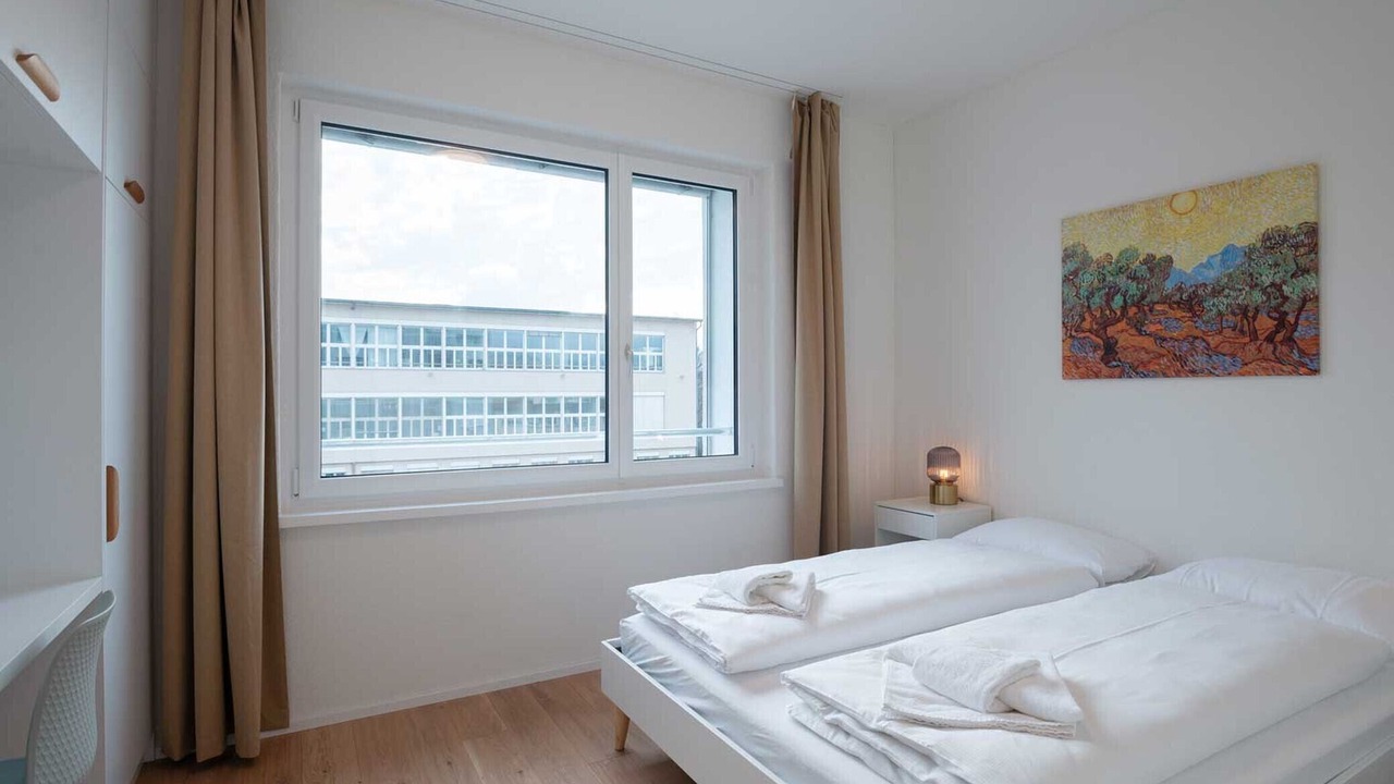 Photo of Bedroom in Center