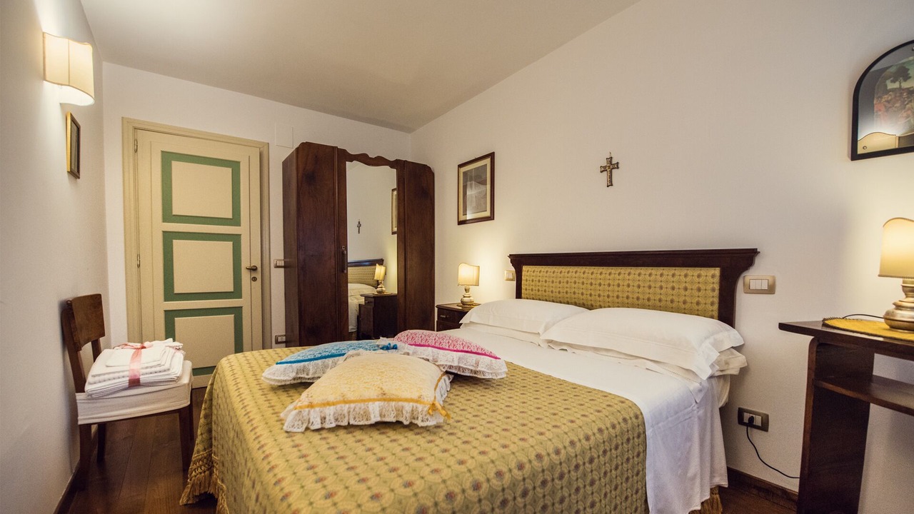 Photo of Bedroom in Old Town