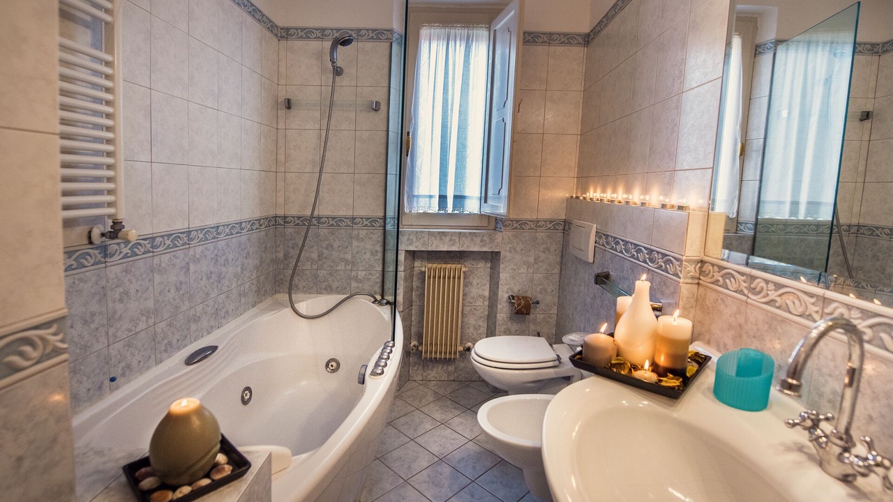 Photo of Bathroom in Old Town