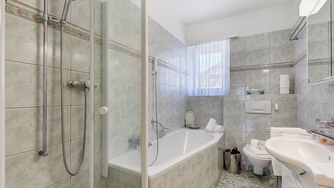 Photo of Bathroom in Tenero-Contra