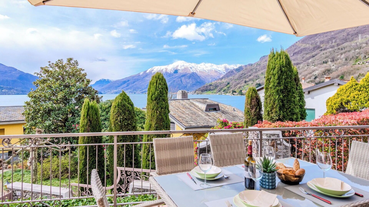 Photo of Patio Balcony in Trezzone