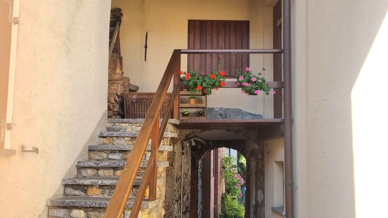 Photo of Outdoor in Vira