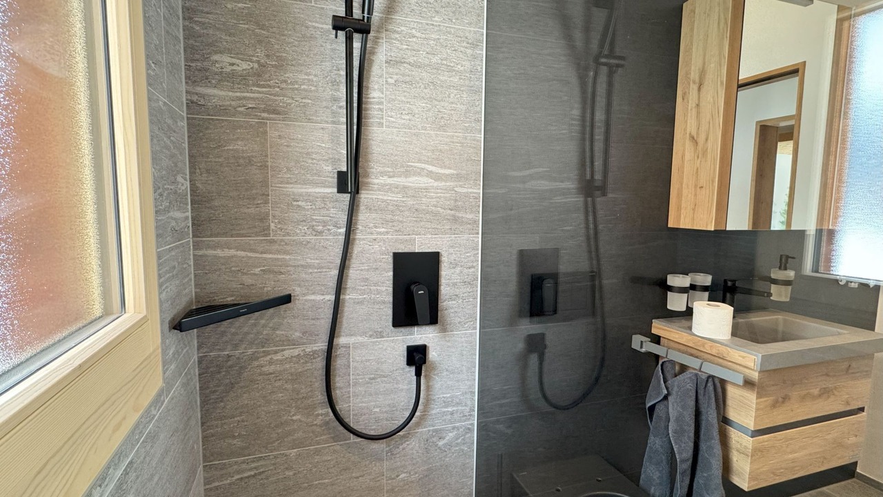 Photo of Bathroom in Falera