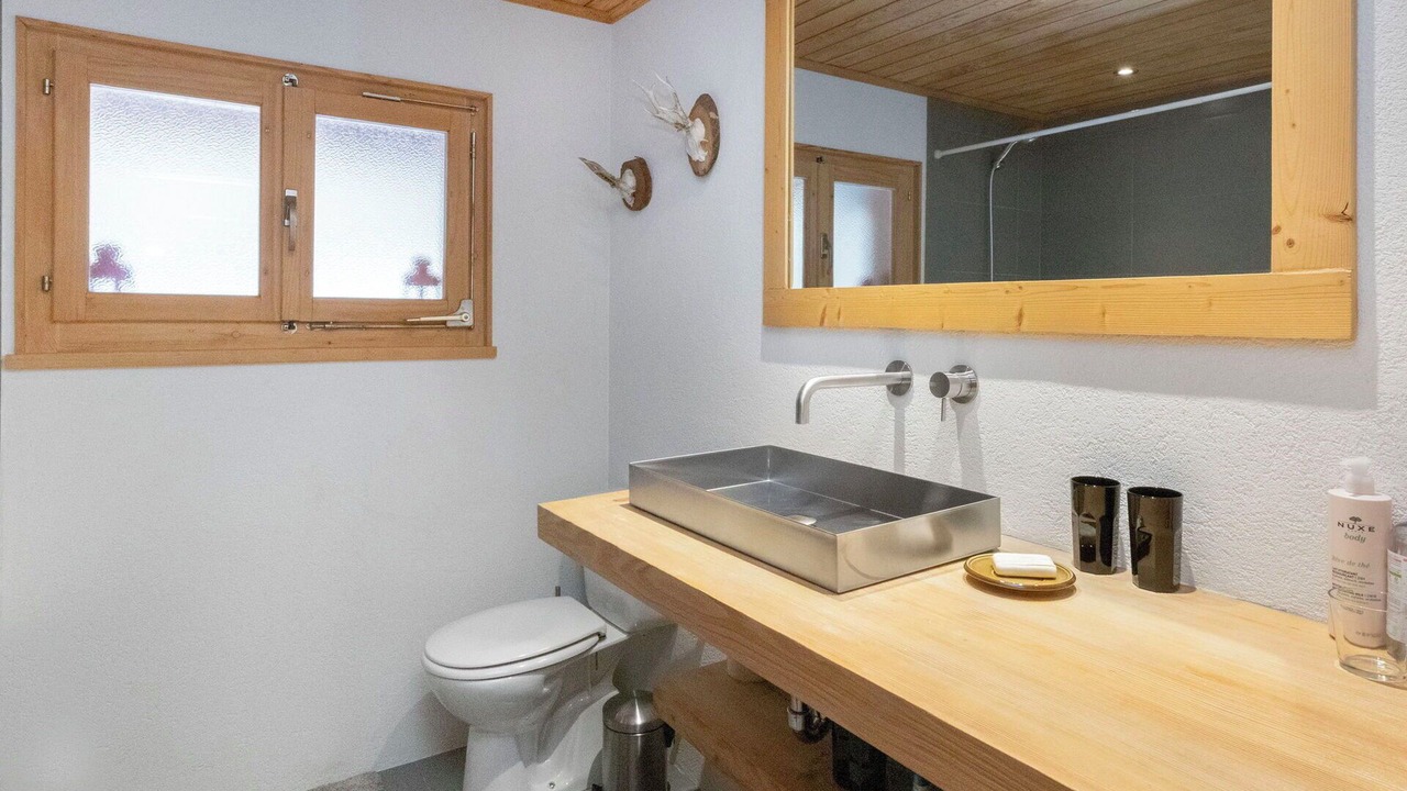 Photo of Bathroom in Arveyes