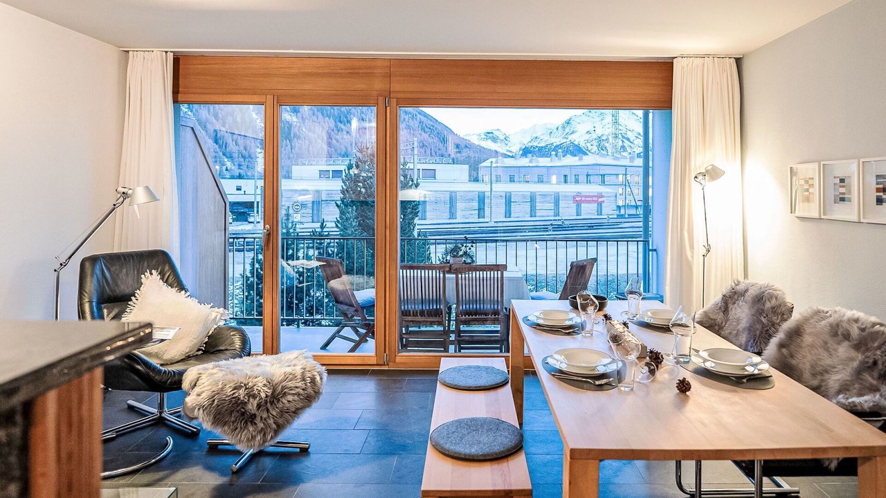 Photo of Outdoor in Samedan
