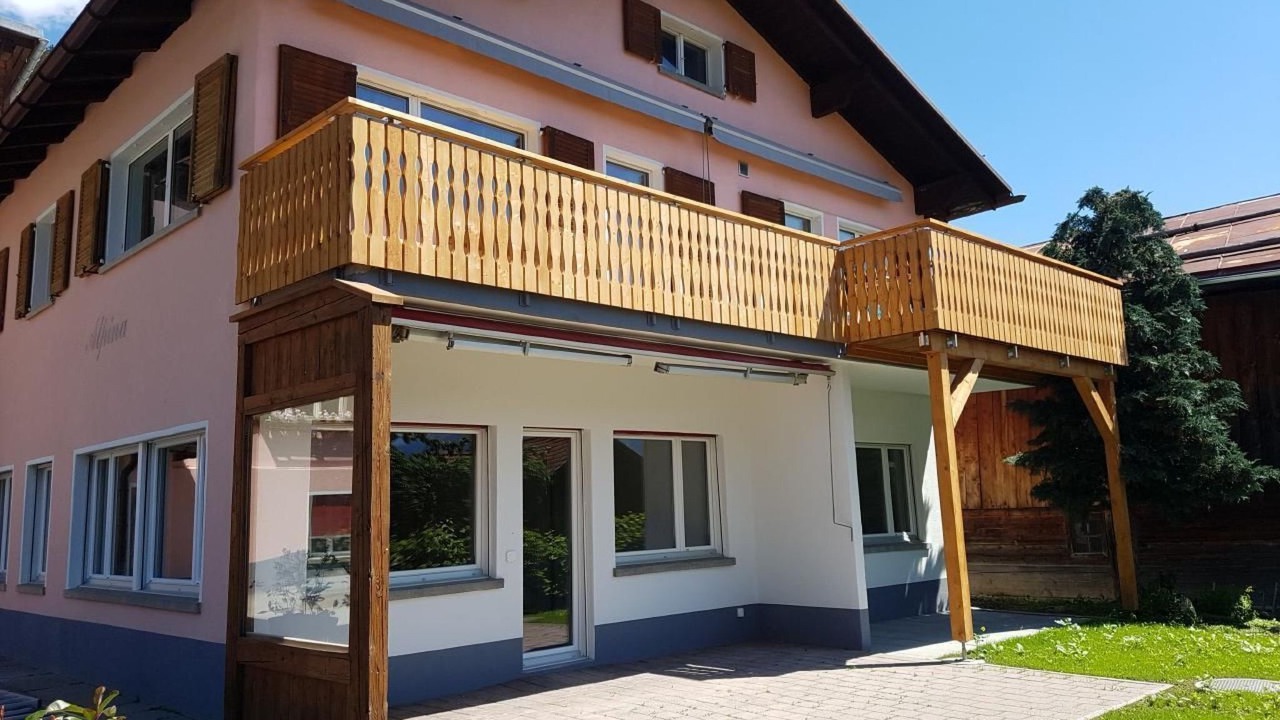 Photo of Outdoor in Ruschein