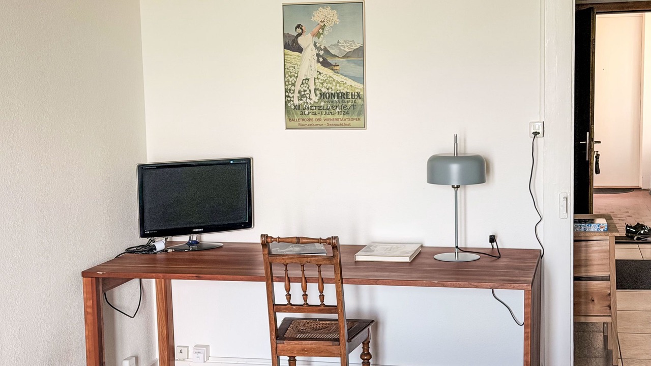 Photo of Livingroom in Montreux