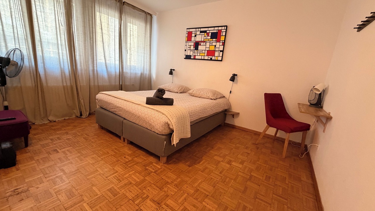 Photo of Bedroom in Maison-Royale
