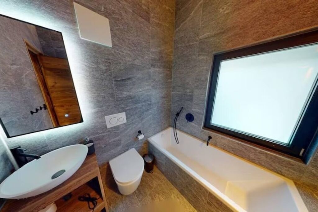 Photo of Bathroom in Champery