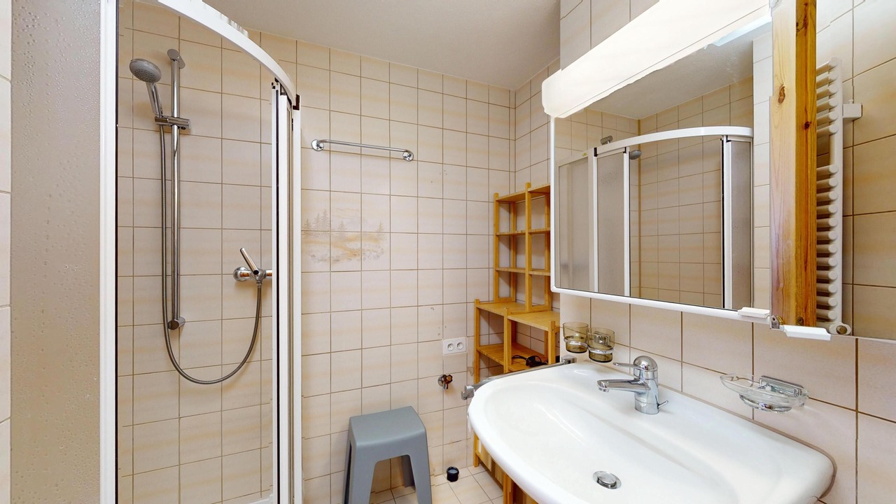 Photo of Bathroom in Bever