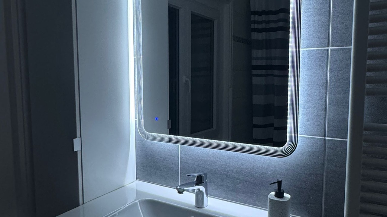 Photo of Bathroom in Mies