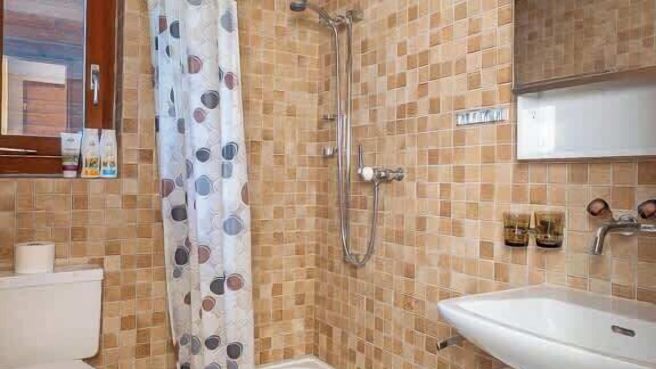 Photo of Bathroom in Oey