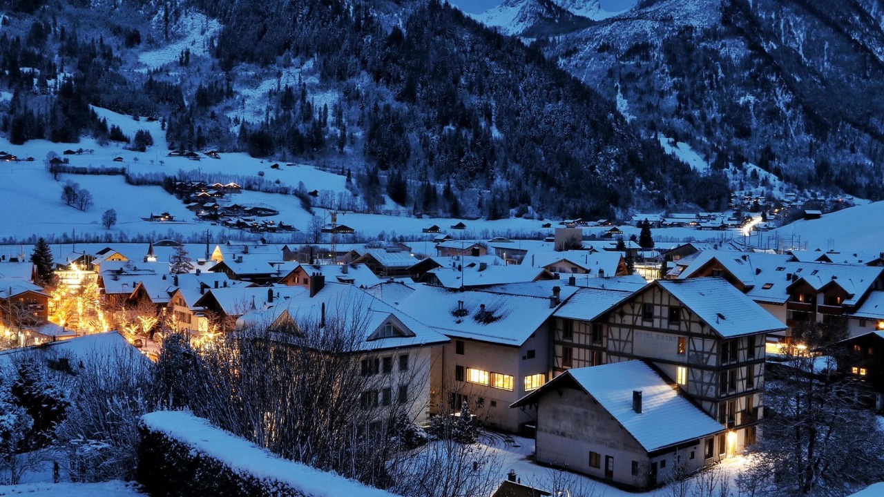 Photo of Others in Zweisimmen